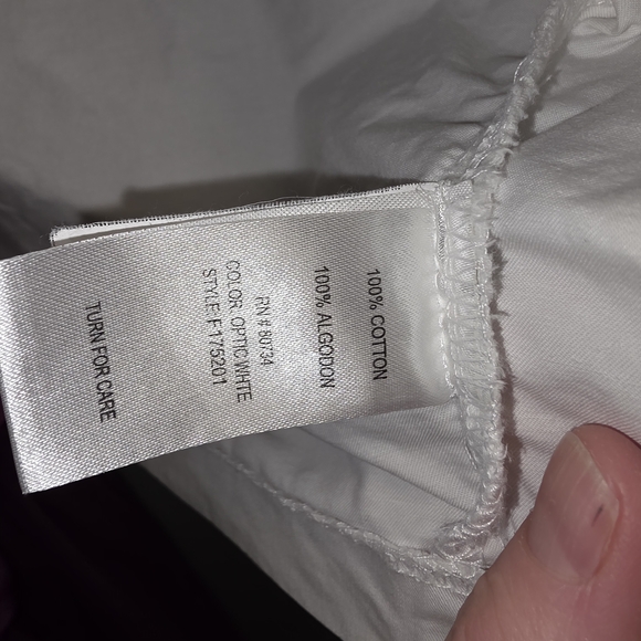 White Button-Up Cropped Jacket - Picture 3 of 3